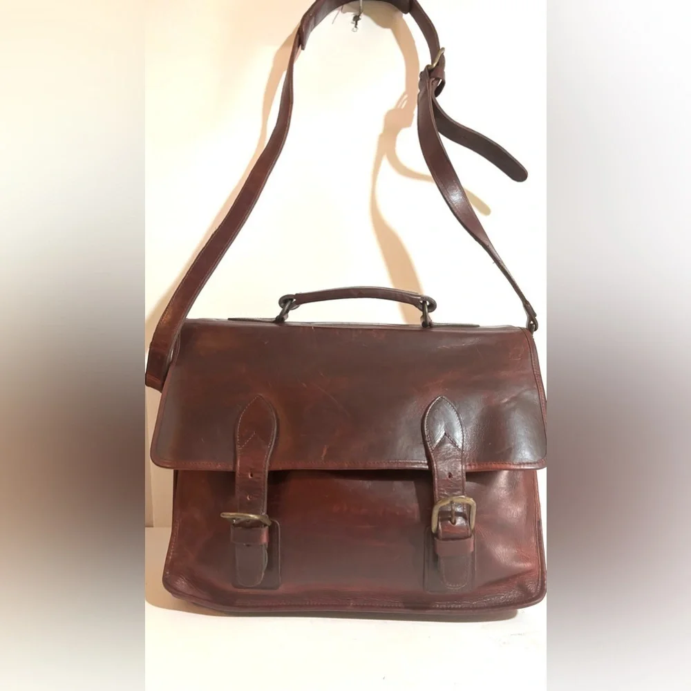 Vintage unisex distressed Leather burgundy briefcase messenger work travel bag